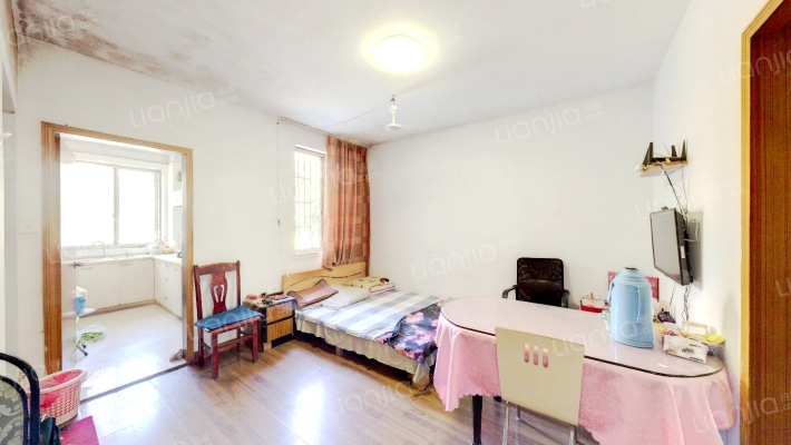 香莲公寓东区二手房实景图