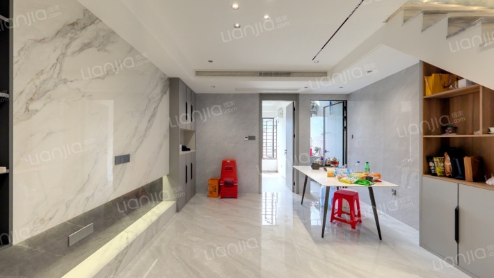 诺希央墅二手房实景图