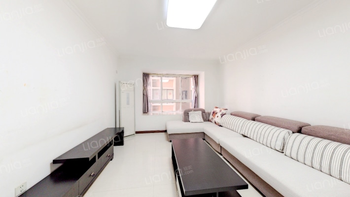 海伦国际一期二手房实景图