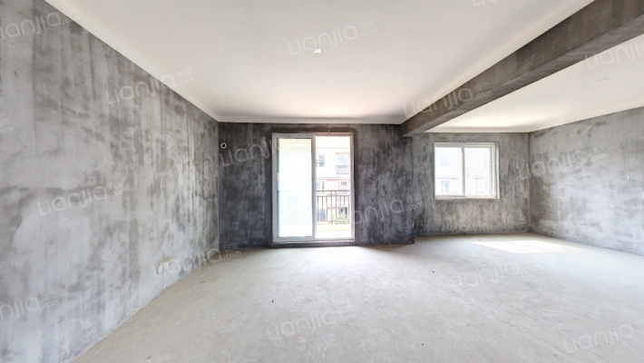 七里江畔二手房实景图