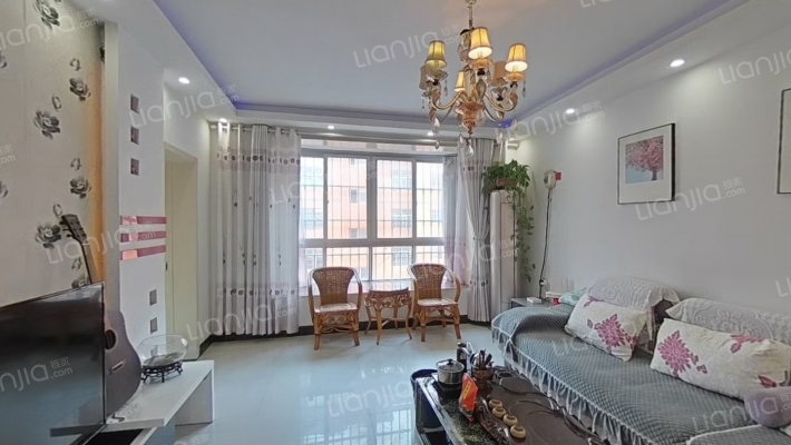 新天地花园小区二手房实景图