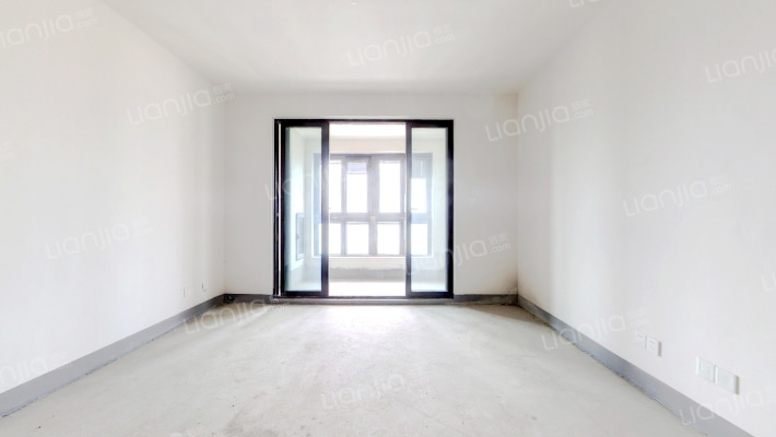 茗悦华庭二手房实景图