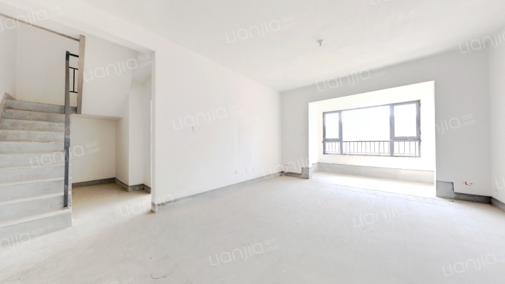 招商·雍和府二手房实景图