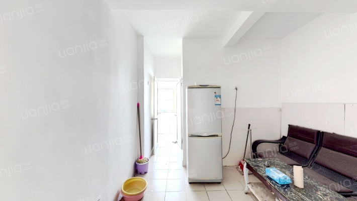 槐中路190号二手房实景图