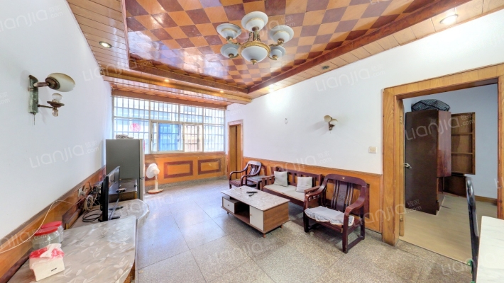 信江中路138号二手房实景图