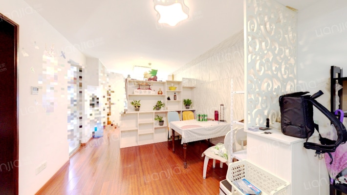 润亿皇朝二手房实景图