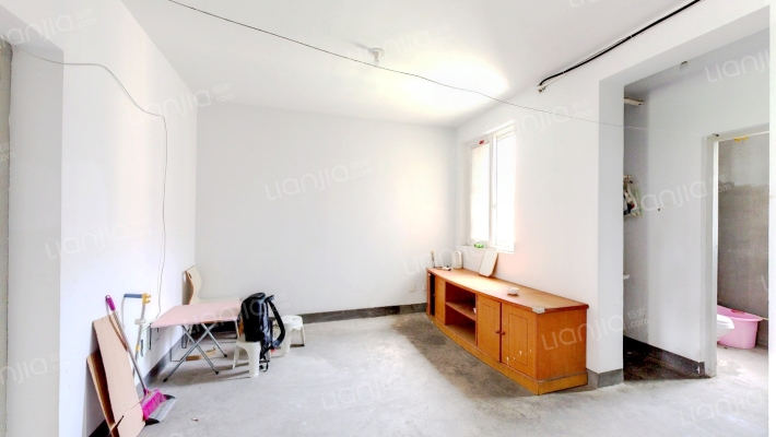 南江公寓北区二手房实景图