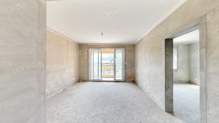 屏湖佳苑二手房实景图