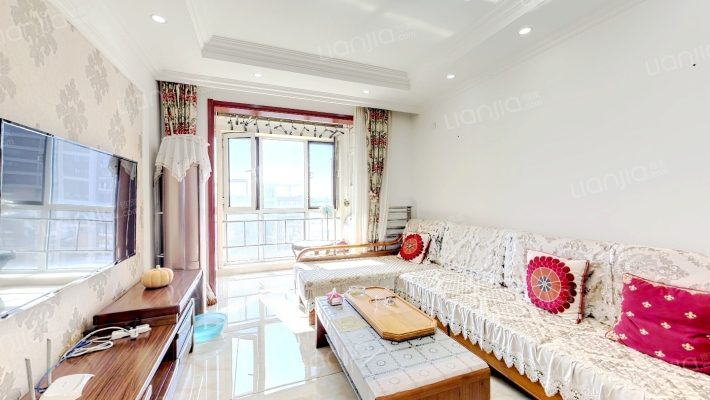 光伸卧龙港湾二手房实景图