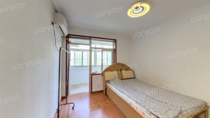 官屋子庄36号二手房实景图