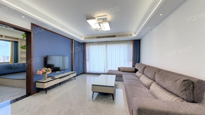 领创名郡二手房实景图