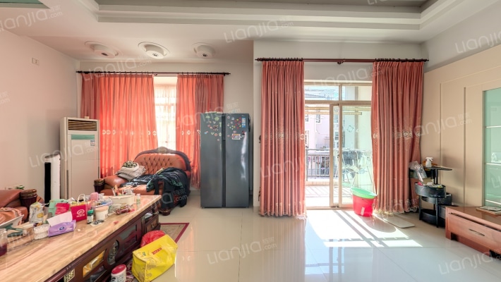 蓝波湾二手房实景图