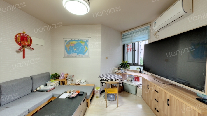 绿地启航社河东二手房实景图