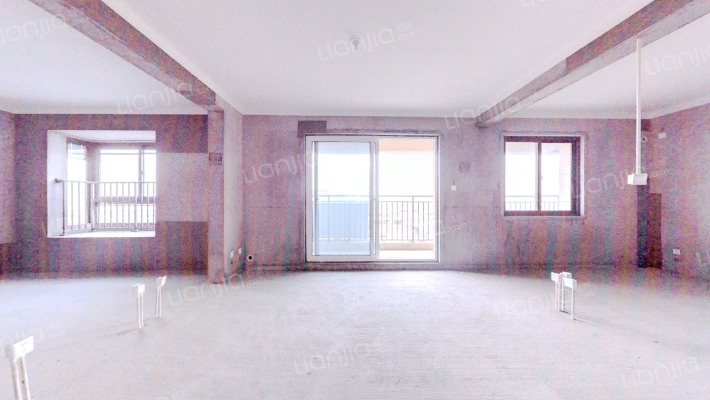 在水一方誉府二手房实景图