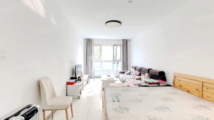 城市之光二手房实景图