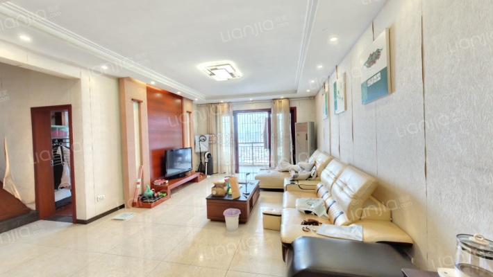 时代雅苑二手房实景图