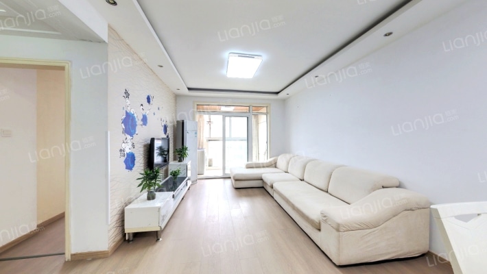 合家春天二手房实景图