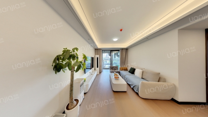 万科彩云湖二手房实景图