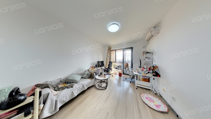 悦丽海湾四期二手房实景图