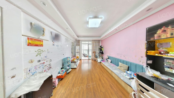 华贝小区二手房实景图