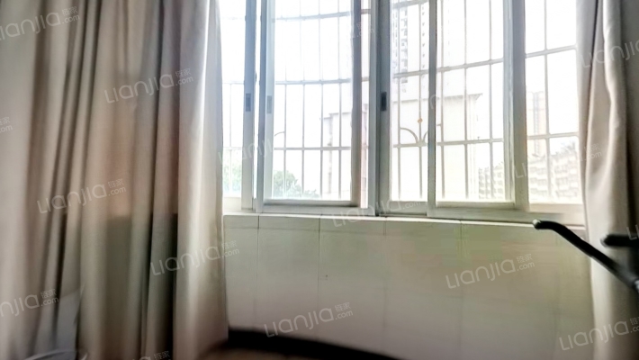 白杨新寓二手房实景图