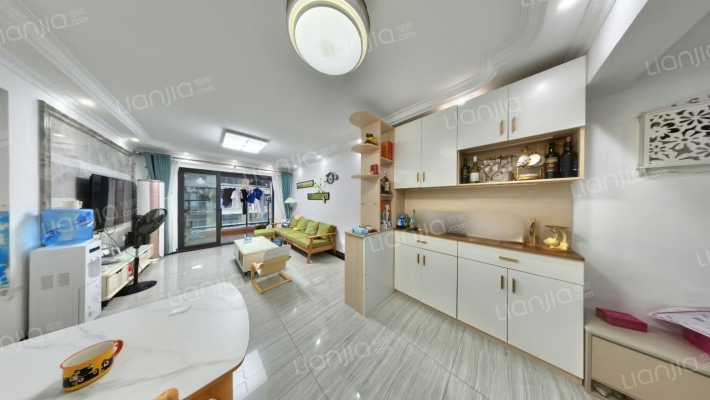 华侨城四海云亭二手房实景图