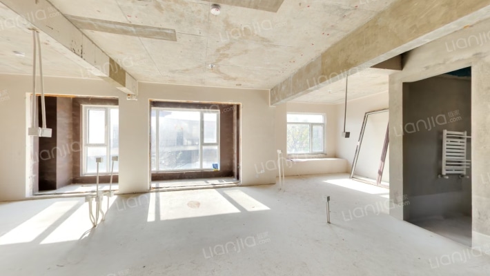 龙湖悠山郡二手房实景图