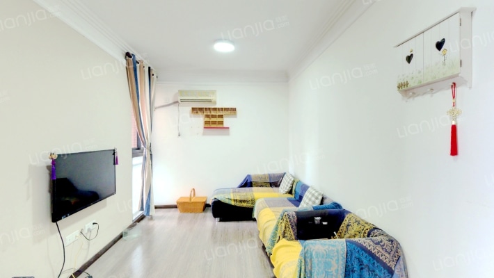 融晟公園大地B区二手房实景图