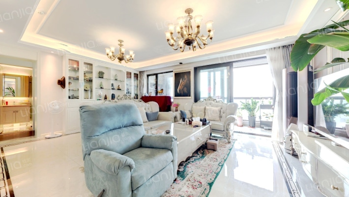 蓝光黑钻公馆二手房实景图