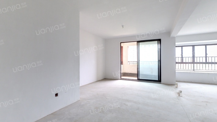 荣盛观湖景园二手房实景图