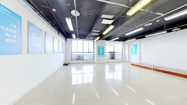 天府汇城商务楼二手房实景图