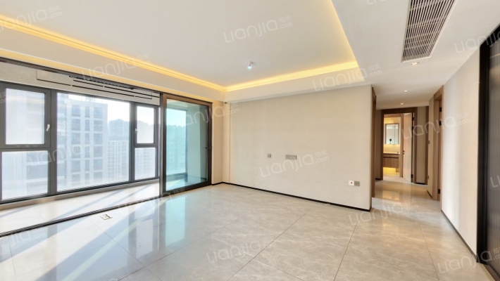 万科锦上和风华苑南区二手房实景图