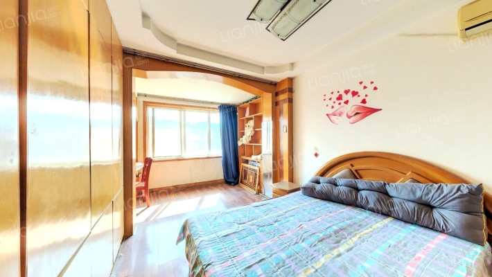 通伸西街二手房实景图