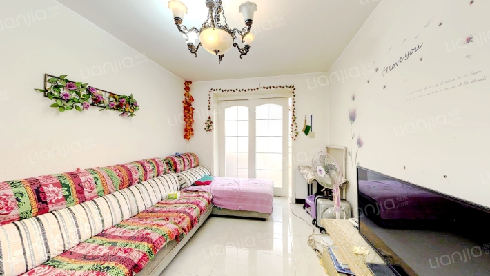 育德里二手房实景图