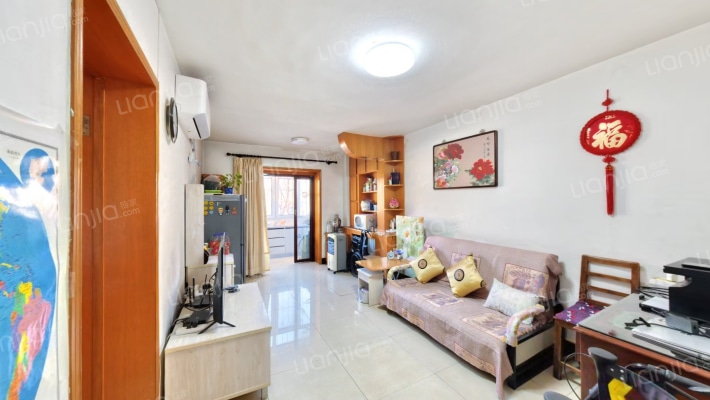 红医里二手房实景图