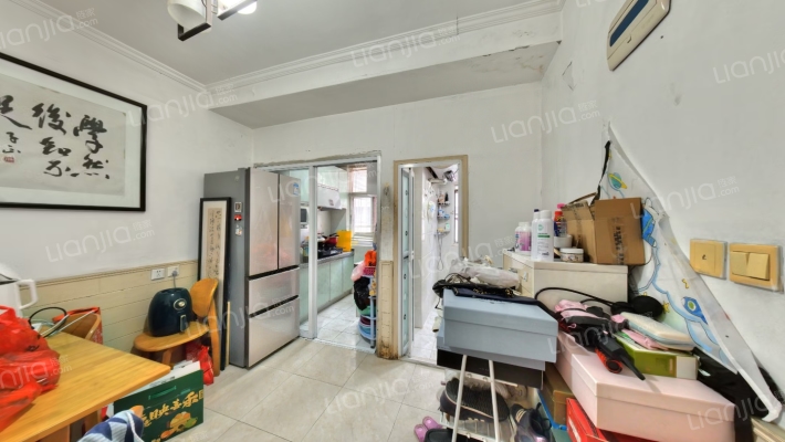 石头城二手房实景图