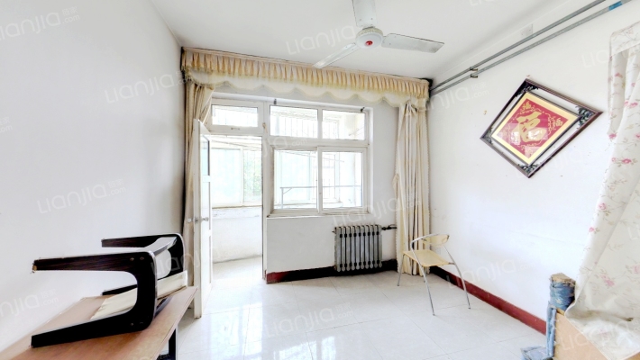 桃花山小区二区二手房实景图