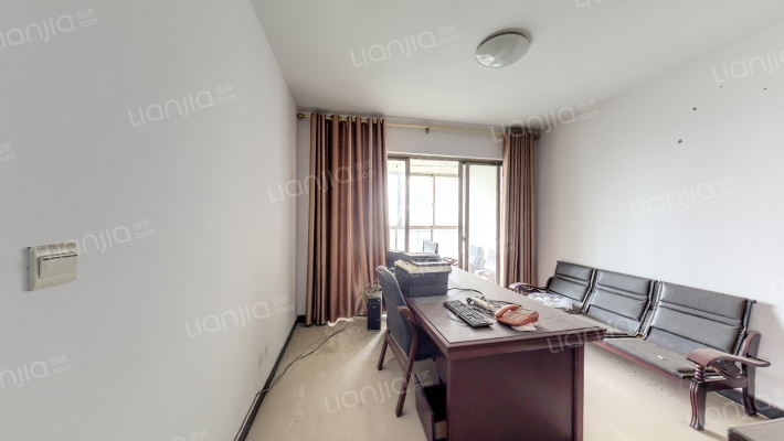 东湾桃花苑二手房实景图