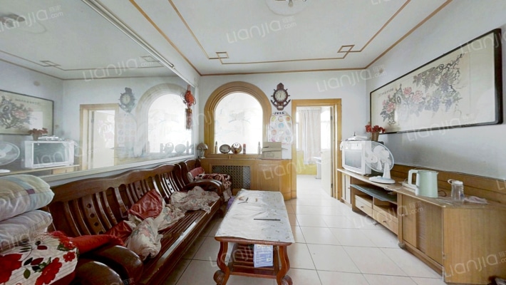 良种场小区二手房实景图