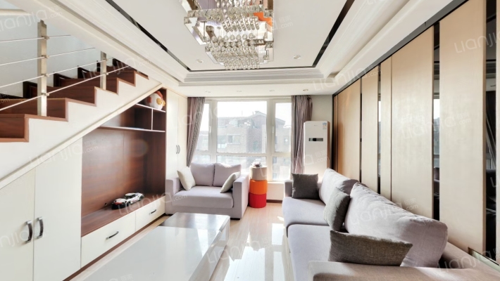 瑞景华庭铂邸二手房实景图