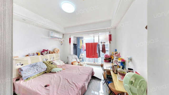 飞虹华庭二手房实景图