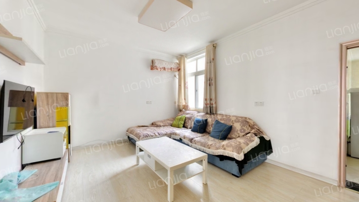 美地家园二手房实景图