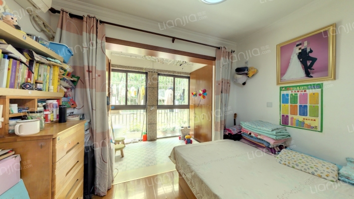 虹梅菁典二手房实景图