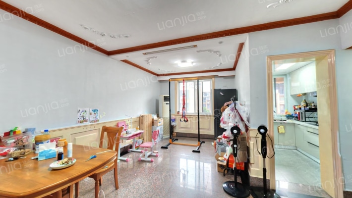 幸福公寓二手房实景图