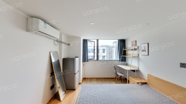 地铁万科杭行道二手房实景图