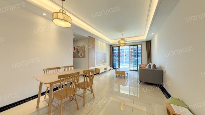 麓云二手房实景图