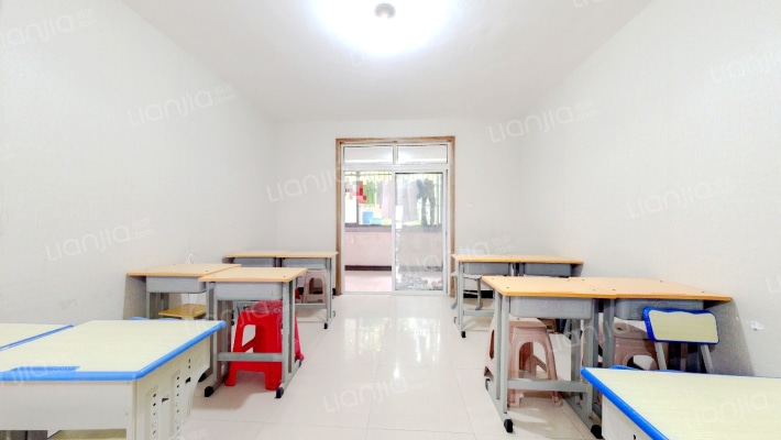 橘郡万绿园满庭芳二手房实景图