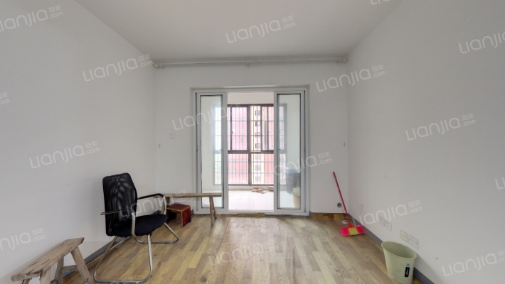 阜合金街二手房实景图