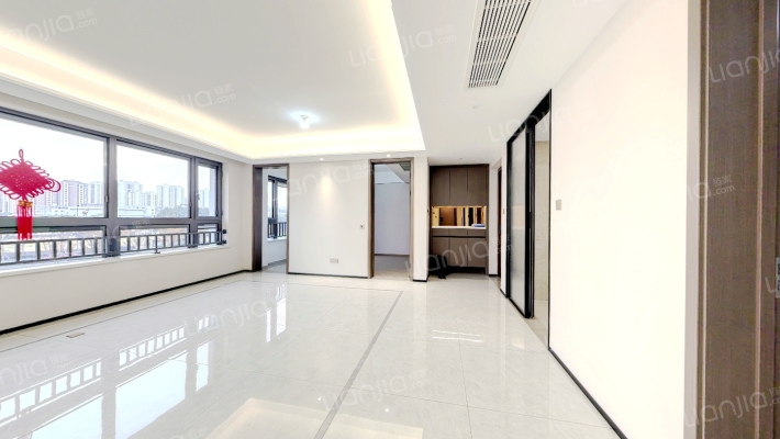 鹿鸣悦苑二手房实景图