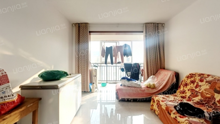 美景佳苑二手房实景图